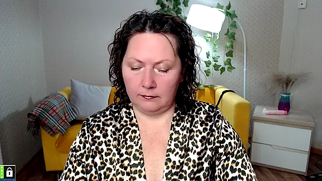 milf hornys online show from 11/07/25, 06:45