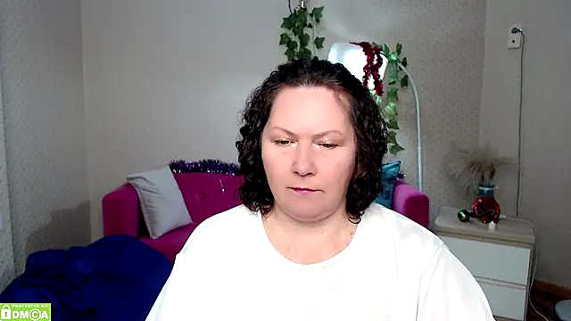 milf hornys online show from 12/13/25, 08:04