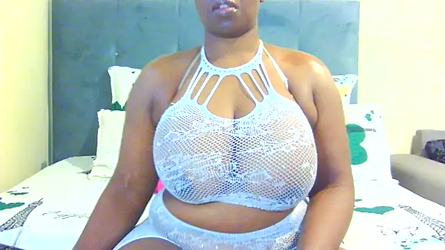 Snapshot of Black-Barbiexxc chatting on 07/08/26, 05:41 Black-Barbiexxc online show from 07/08/26, 05:41