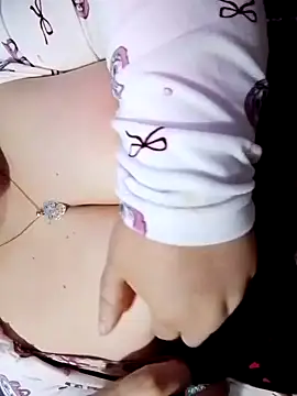 Snapshot of Hnonasix89 chatting on 03/26/26, 05:06 Hnonasix89 online show from 03/26/26, 05:06