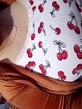 Snapshot of Hnonasix89 chatting on 03/18/26, 03:53 Hnonasix89 online show from 03/18/26, 03:53