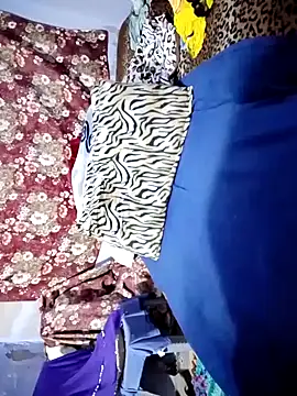 Snapshot of Hnonasix89 chatting on 04/08/26, 09:49 Hnonasix89 online show from 04/08/26, 09:49