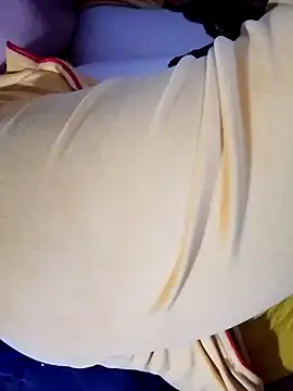 Snapshot of Hnonasix89 chatting on 04/14/26, 08:58 Hnonasix89 online show from 04/14/26, 08:58