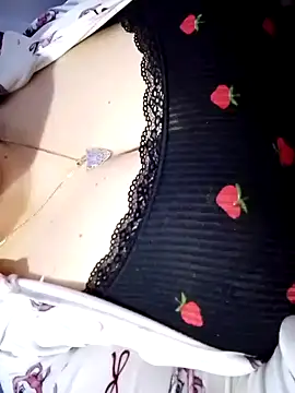 Snapshot of Hnonasix89 chatting on 03/29/26, 04:03 Hnonasix89 online show from 03/29/26, 04:03