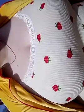 Snapshot of Hnonasix89 chatting on 03/24/26, 02:44 Hnonasix89 online show from 03/24/26, 02:44