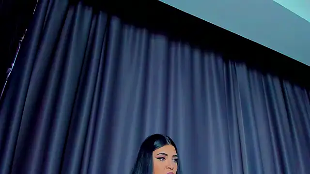 DevashaQueenX online show from 11/25/25, 09:53