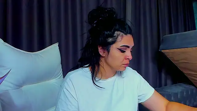 DevashaQueenX online show from 10/28/25, 07:29