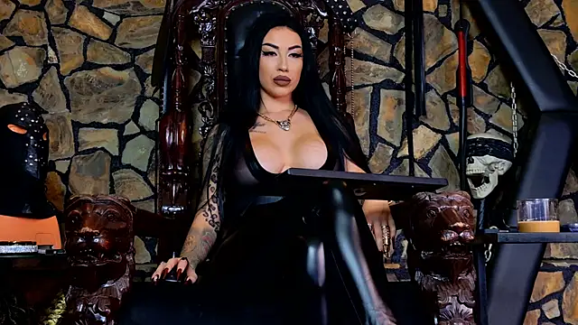 VanessaColby online show from 10/15/25, 06:27