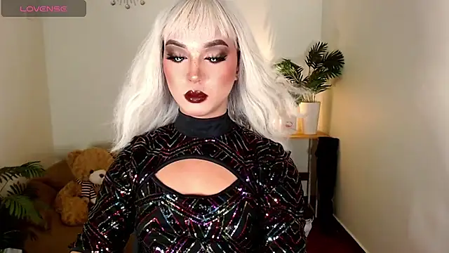 Snapshot of UrasianBIGcock696 chatting on 02/21/26, 06:04 UrasianBIGcock696 online show from 02/21/26, 06:04