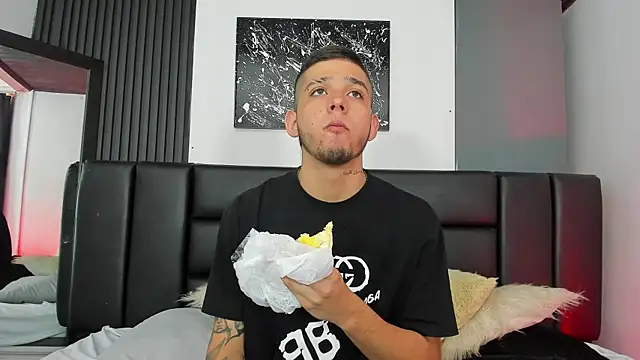 Mathewboy1 online show from 03/19/26, 11:32