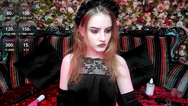 Snapshot of EllieMori chatting on 10/19/25, 10:56 EllieMori online show from 10/19/25, 10:56