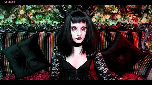 EllieMori online show from 10/31/25, 10:38