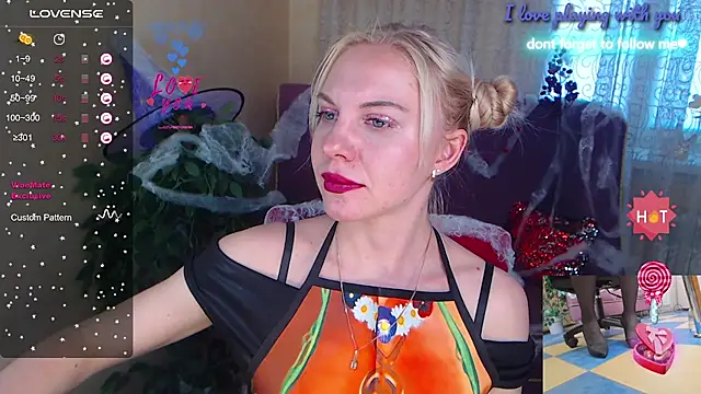 LiSinDoll online show from 10/24/25, 07:18