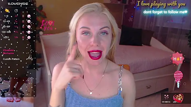 LiSinDoll online show from 10/15/25, 01:26