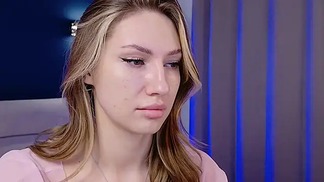 MariGven online show from 11/10/25, 01:38