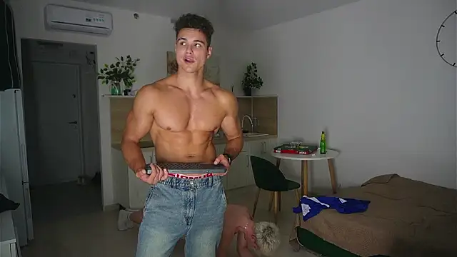 Horny boyzz online show from 03/25/26, 07:35