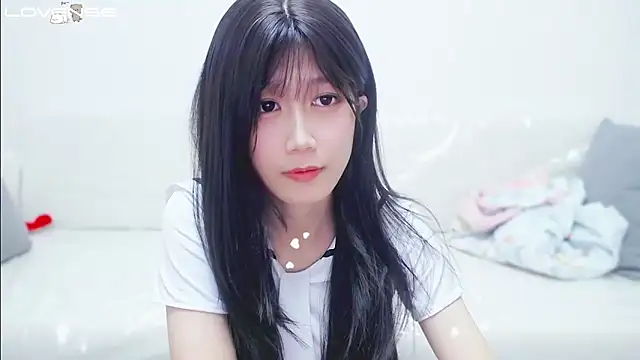 Rabbitlittlefool online show from 10/28/25, 05:12