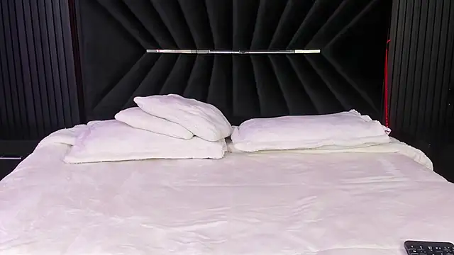 Bigsexxyass online show from 09/18/25, 07:11