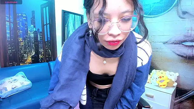 Snapshot of Giaa_rossi chatting on 12/15/25, 02:12 Giaa rossi online show from 12/15/25, 02:12