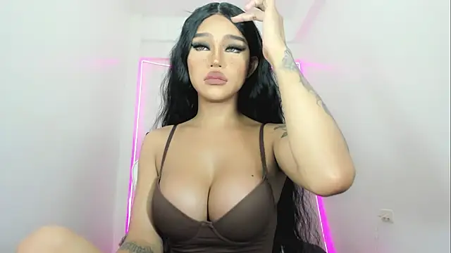 DazzlingDivaLiza online show from 04/05/26, 01:34