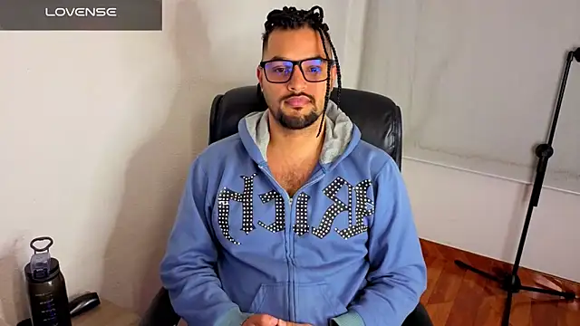 Ernesto-Rodriguez82 online show from 03/27/26, 02:53