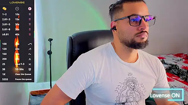 Ernesto-Rodriguez82 online show from 10/29/25, 06:40