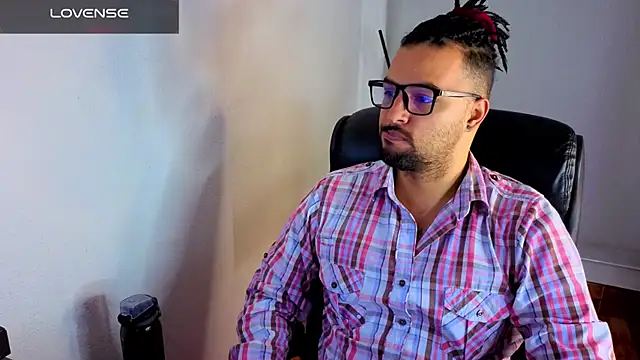 Ernesto-Rodriguez82 online show from 04/01/26, 02:35