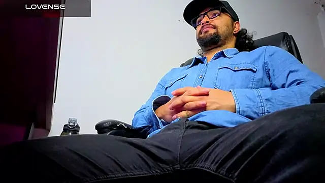 Ernesto-Rodriguez82 online show from 03/15/26, 05:14