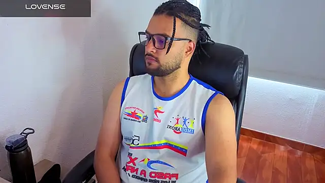 Ernesto-Rodriguez82 online show from 04/13/26, 02:54