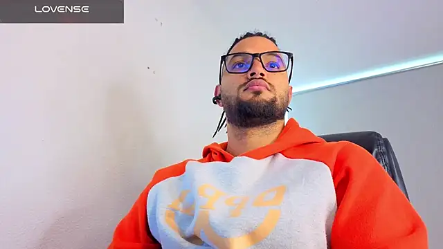 Ernesto-Rodriguez82 online show from 04/16/26, 03:35