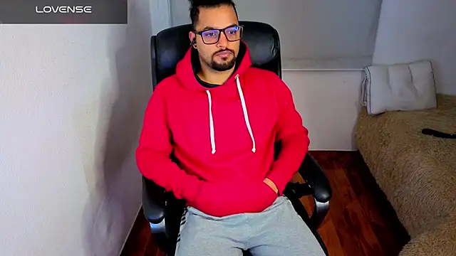 Ernesto-Rodriguez82 online show from 02/23/26, 04:03