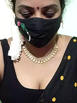 Snapshot of yoga-mithraa chatting on 09/24/25, 08:21 yoga-mithraa online show from 09/24/25, 08:21