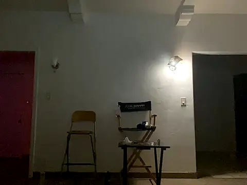 Snapshot of Taydagr8 chatting on 09/24/25, 10:22 Taydagr8 online show from 09/24/25, 10:22