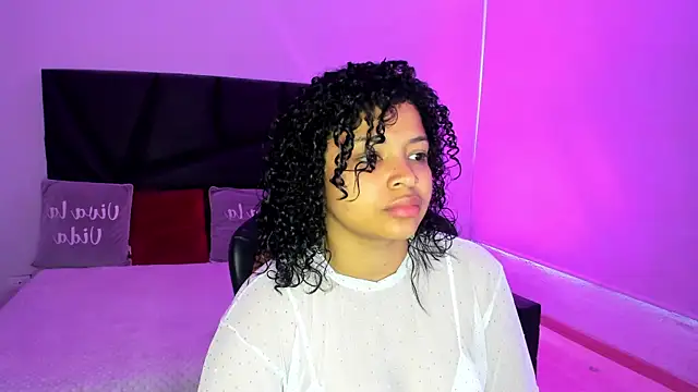 Dakota Mars online show from 09/26/25, 12:12