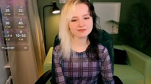 girl next doorr online show from 05/30/26, 01:17