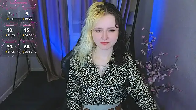 girl next doorr online show from 03/14/26, 01:06