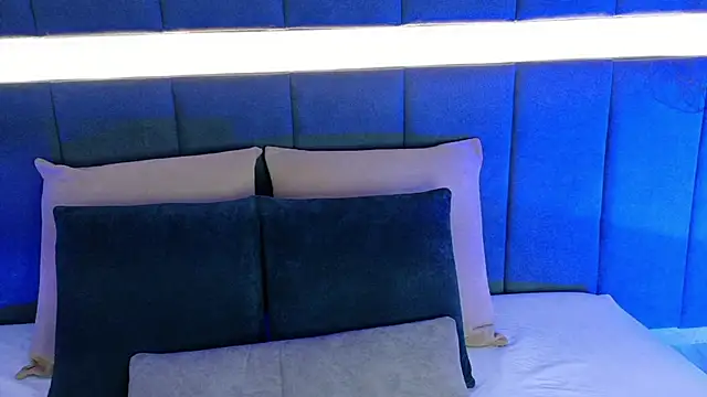 Adaa Stone online show from 10/24/25, 04:00