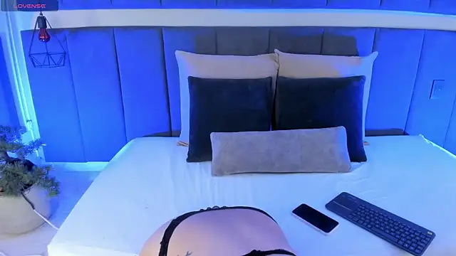 Adaa Stone online show from 09/10/25, 04:22