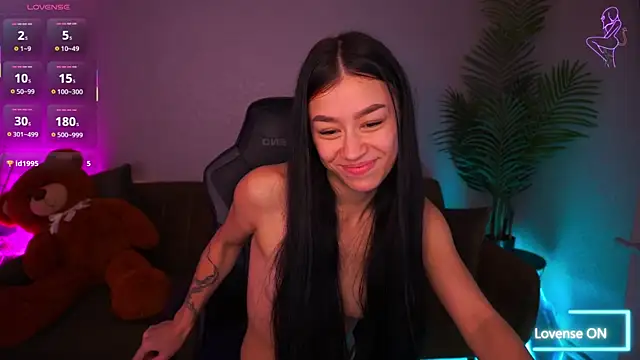 FataleNellie online show from 12/13/25, 09:54