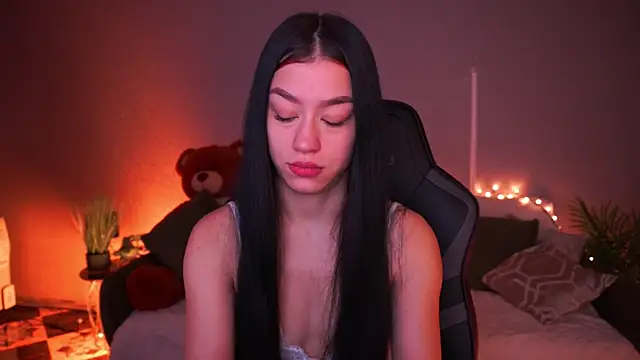 FataleNellie online show from 03/10/26, 10:14