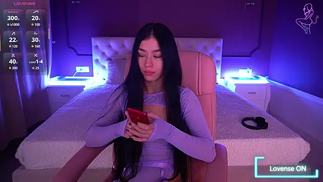 FataleNellie online show from 11/30/25, 08:53