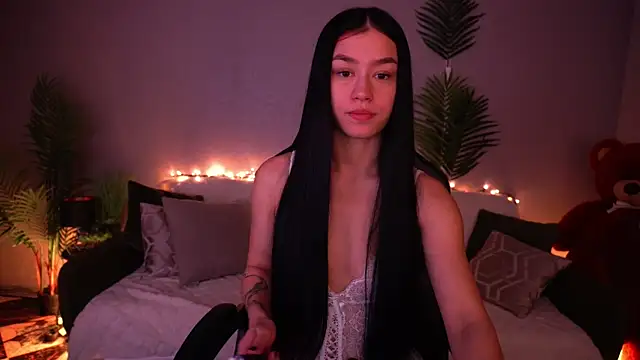 FataleNellie online show from 03/26/26, 09:56