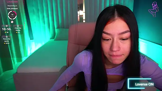 FataleNellie online show from 11/21/25, 09:58