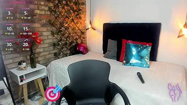 Lia Blake  online show from 02/17/26, 11:51