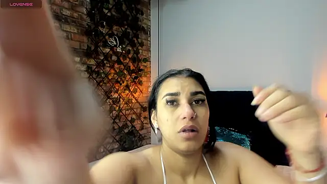 Lia Blake  online show from 02/24/26, 12:39