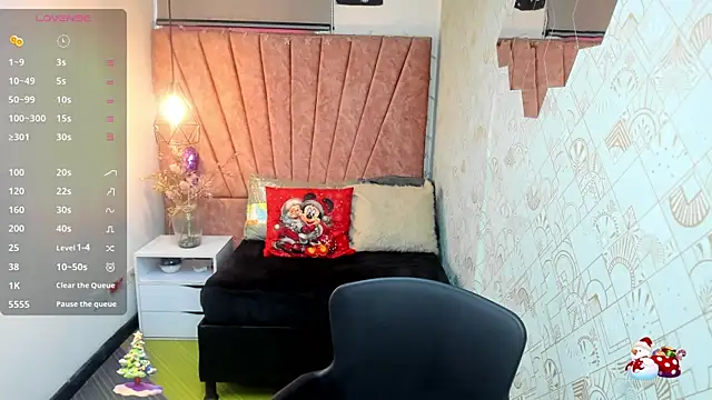 Lia Blake  online show from 01/08/26, 12:33