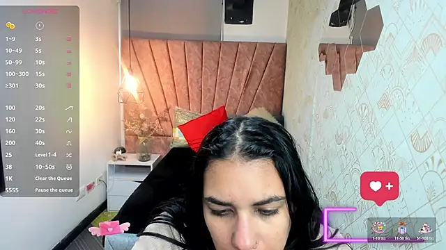 Lia Blake  online show from 01/15/26, 12:19