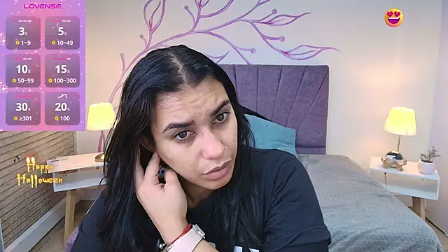 Lia Blake  online show from 11/20/25, 12:39