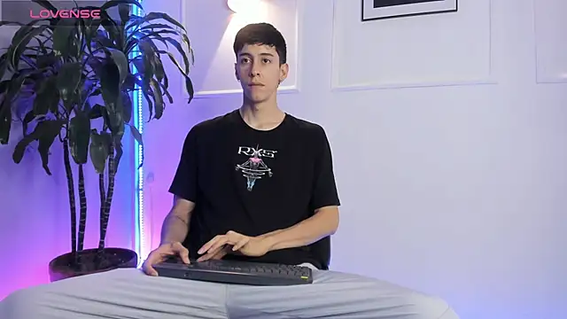 Jhon snow22 online show from 11/12/25, 01:54