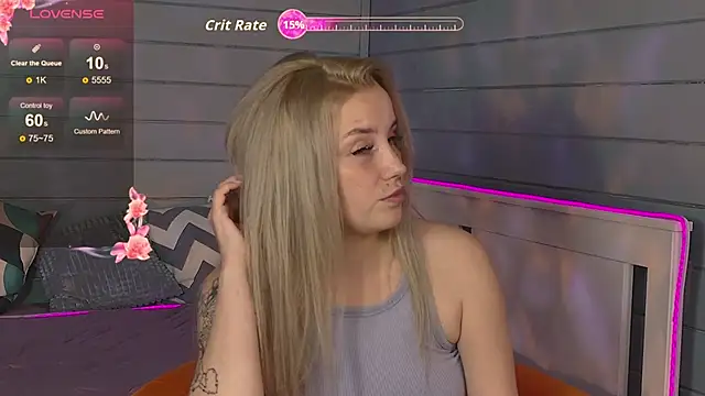 Snapshot of Crystal_Jull chatting on 09/12/25, 11:43 Crystal Jull online show from 09/12/25, 11:43